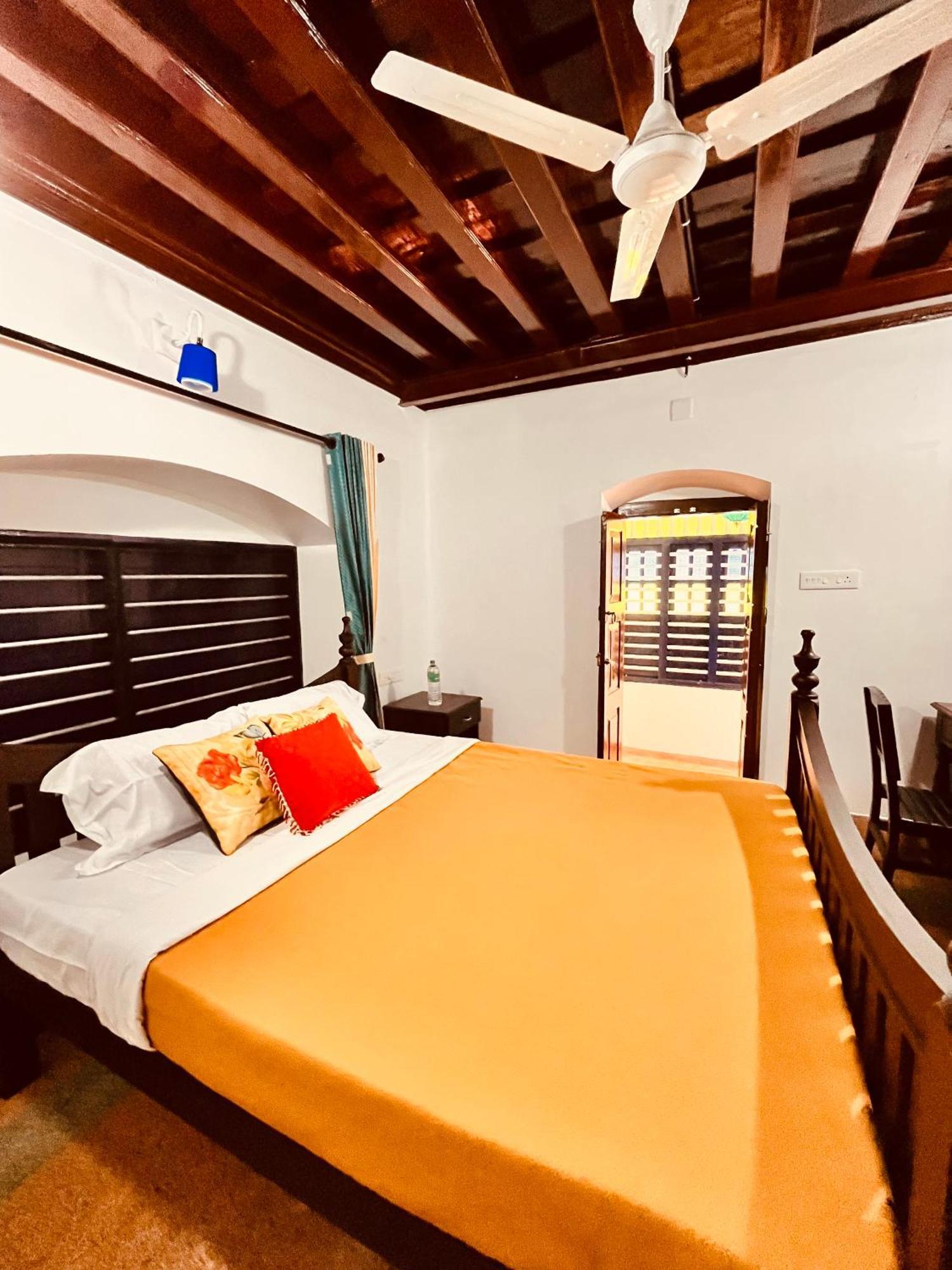 Srivilas Pudunagaram Ngoại thất bức ảnh